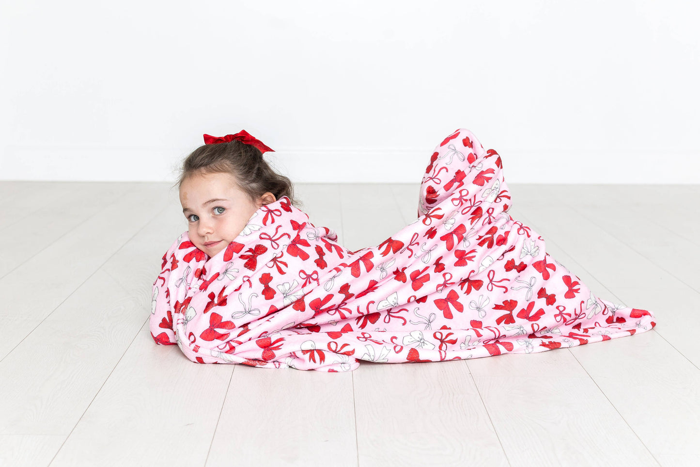 Plush Blanket-Red Bows
